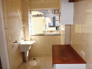 VENDE-SE LINDO APTO ED. SANT LOUIS ZONA 07
