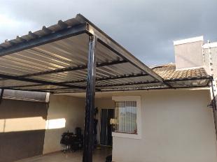 Metalurgica e serralheria, trocas de roldanas ( rodinha do portão) soldas em geral l, fabricação e instalação,  Coberturas, móveis industriais...