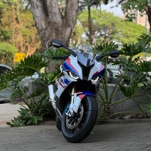 BMW S1000 RR 2022