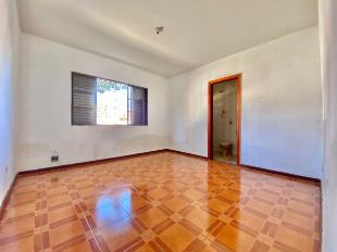 OPORTUNIDADE DE CASA NO JARDIM SEMINÁRIO