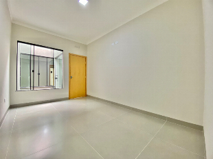 BELÍSSIMA CASA NO CONJUNTO ITAPARICA