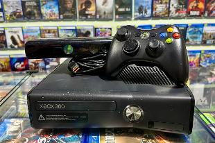 Console Xbox 360 C/ Kinect + HD 250GB Seminovo Conservado