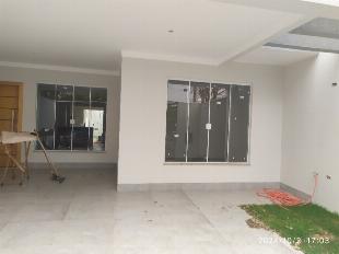 Excelente casa no jd. Campo Belo com 107m2 de construçao e 175m2 de terr.