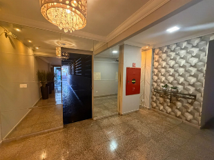 Apartamento com 2 Quartos, 90 m² na Zona 07 - Maringá/PR