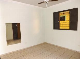 VENDE-SE CASA VILA MORANGUEIRA PRÓX. SANEPAR