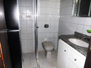 VENDE-SE CASA CONJ. HAB. INOCENCIO VILA NOVA JUNIOR. (BORBA GATO).