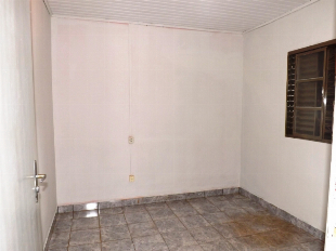 VENDE-SE CASA CONJ. HAB. INOCENCIO VILA NOVA JUNIOR. (BORBA GATO).
