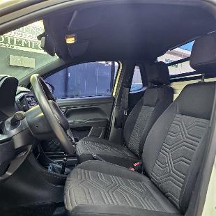 Fiat Strada Freedom com baixa Km