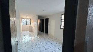 Vende-se  ótimo apartamento, com dois quartos, no Jardim Guairacá, em Maringá.