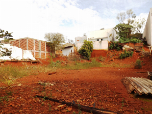 VENDE-SE EXCELENTE TERENO JD ALVORADA PRÓX. PARQUE ALFREDO NIFELLER