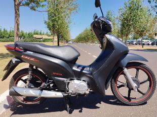 VENDO HONDA BIZ 125 ES   ANO=2015/2015