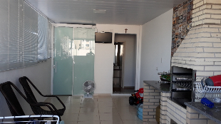 Vendemos apartamento duplex, com dois quartos, próximo a UEM.