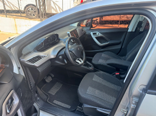 Peugeot 208 Griffe 1.6
