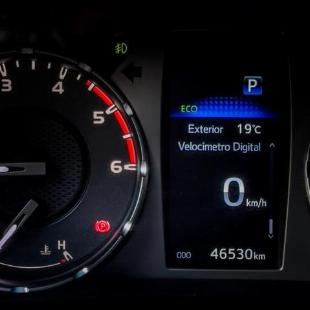 TOYOTA HILUX CDSRVA4FD 2024