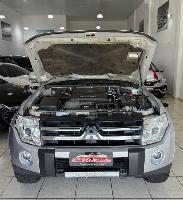 Mitsubishi Full 3D 3.8 V6 Aut. 4x4 Sem Retoque
