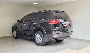 Mitsubishi Pajero Dakar HPE 2015 Aut 3.5 V6 Flex 4x4 7 Lugares