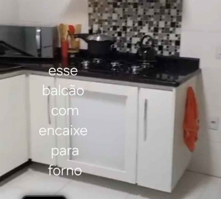 Vendo cozinha planejada usada, 100% MDF reforcado em ótimas condições. Tenho video dele montado!
