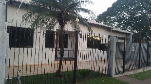 VENDE CASA  ZONA 02 -PERMUTA ATE 60 %