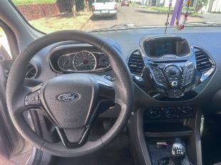 Ford Ka SE PLUS 2018 - 1.5 16v 4 portas completo.