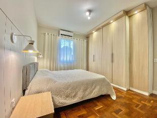 OPORTUNIDADE DESSE BELÍSSIMO APARTAMENTO SEMI MOBILIADO NO EDIFÍCIO FLAMBOYANT