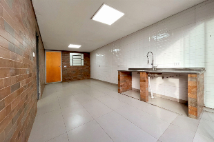Casa à venda na Vila Esperança ao lado da UEM