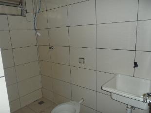 Alugo Quitinete - Acesso pela Avenida Brasil 5804, zona 5- Maringá Velho, Maringá PR