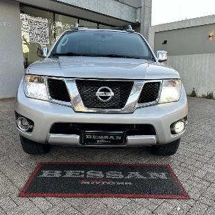 Nissan Frontier SL CD 4x4 2.5 tb Diesel aut. 5p.