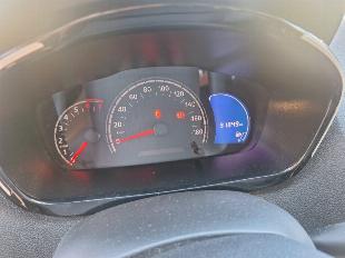 Kwid Intense 21/22 - Preto