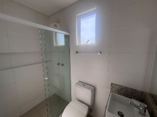 Apartamento com 3 Quartos e 2 Vagas, 74 m² na Zona 07 - Maringá/PR