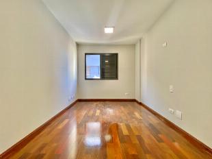 BELÍSSIMO APARTAMENTO NO EDIFÍCIO GREEN PARK BOULEVARD