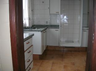 Apartamento à venda na Zona 03