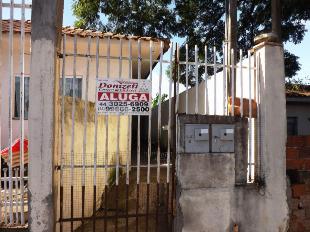 ALUGA-SE CASA DE FUNDOS  CONJ. GUAIAPÓ