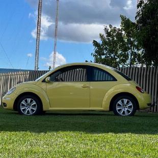 VOLKSWAGEN BEETLE 2008