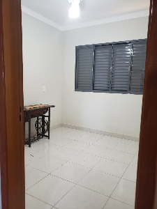 EXCELENTE CHÁCARA CONDOMÍNIO ZAUNA - LOCALIZAÇÃO PRIVILEGIADA.
