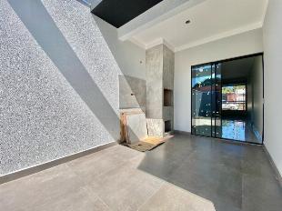 BELÍSSIMA CASA NO CONJUNTO PAULINO