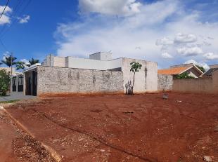 Terreno à venda em Doutor Camargo 301m²