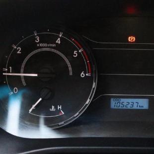 TOYOTA HILUX CHLSTM4FD 2017