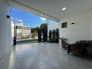 CASA NO JD. ITÁLIA