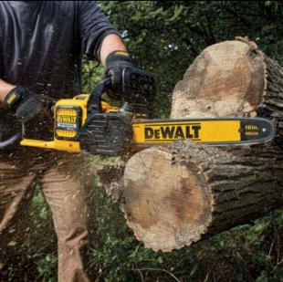 Motosserra a Bateria 60V Max Dewalt DCCS670B