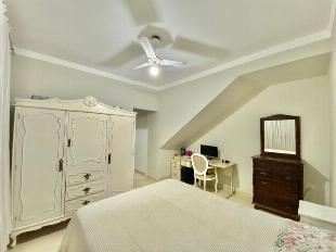 OPORTUNIDADE DE CASA SEMI MOBILIADA COM 05 SUÍTES NO JARDIM REAL