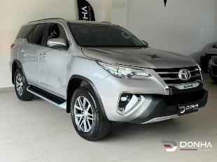 TOYOTA HILUX SW4