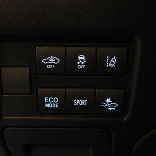 TOYOTA YARIS HATCH XLS 2025