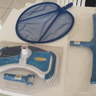 Imagem do anuncio Kit c/ 01 Aspirador para Piscinas VLP310 Jacuzzi, 01 escova CW450 Jacuzzi e 01 peneira