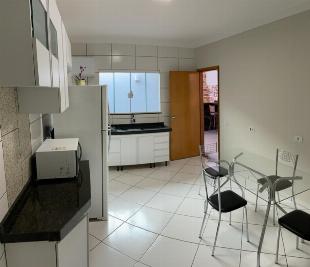 CASA A VENDA