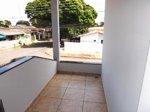 ALUGA-SE SOBRADO JD. ALVORADA PRÓX. PRAÇA FARROUPILHA