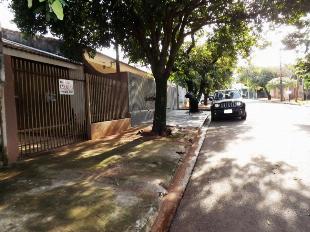ALUGA-SE 2 CASAS NO TERRENO JD PARAISO