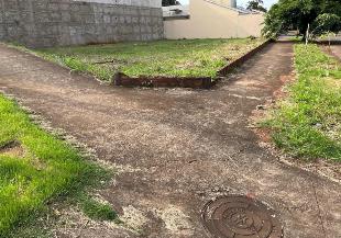 Terreno no Jd. Parais