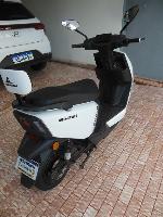 Scooter Bicicleta Eletrica Super Wx-05 Wehawk 1000w Bat 60v 20ah 2 Lugares Branca Br