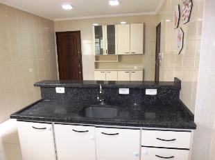 VENDE-SE EXCELENTE APTO ED. RIO DE JANEIRO. PRÓX. U.E.M