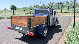 Ford F-75 4X4 2.3 1971